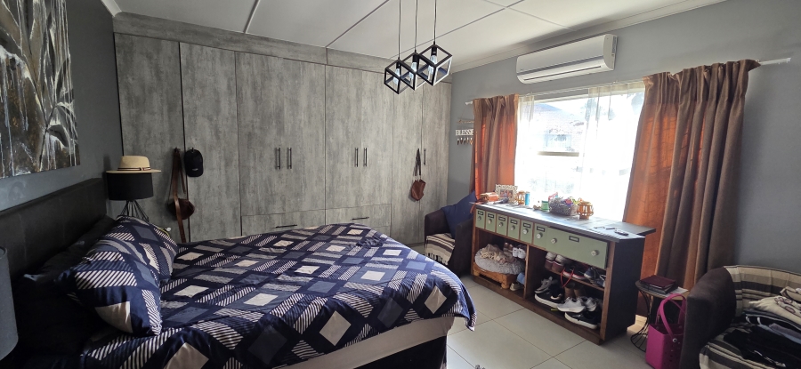 4 Bedroom Property for Sale in Carters Glen Northern Cape